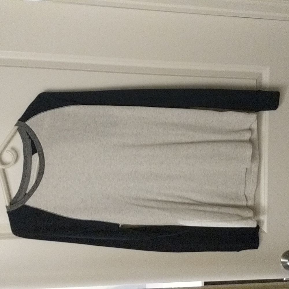 Men's Old Navy White/Blue Tee